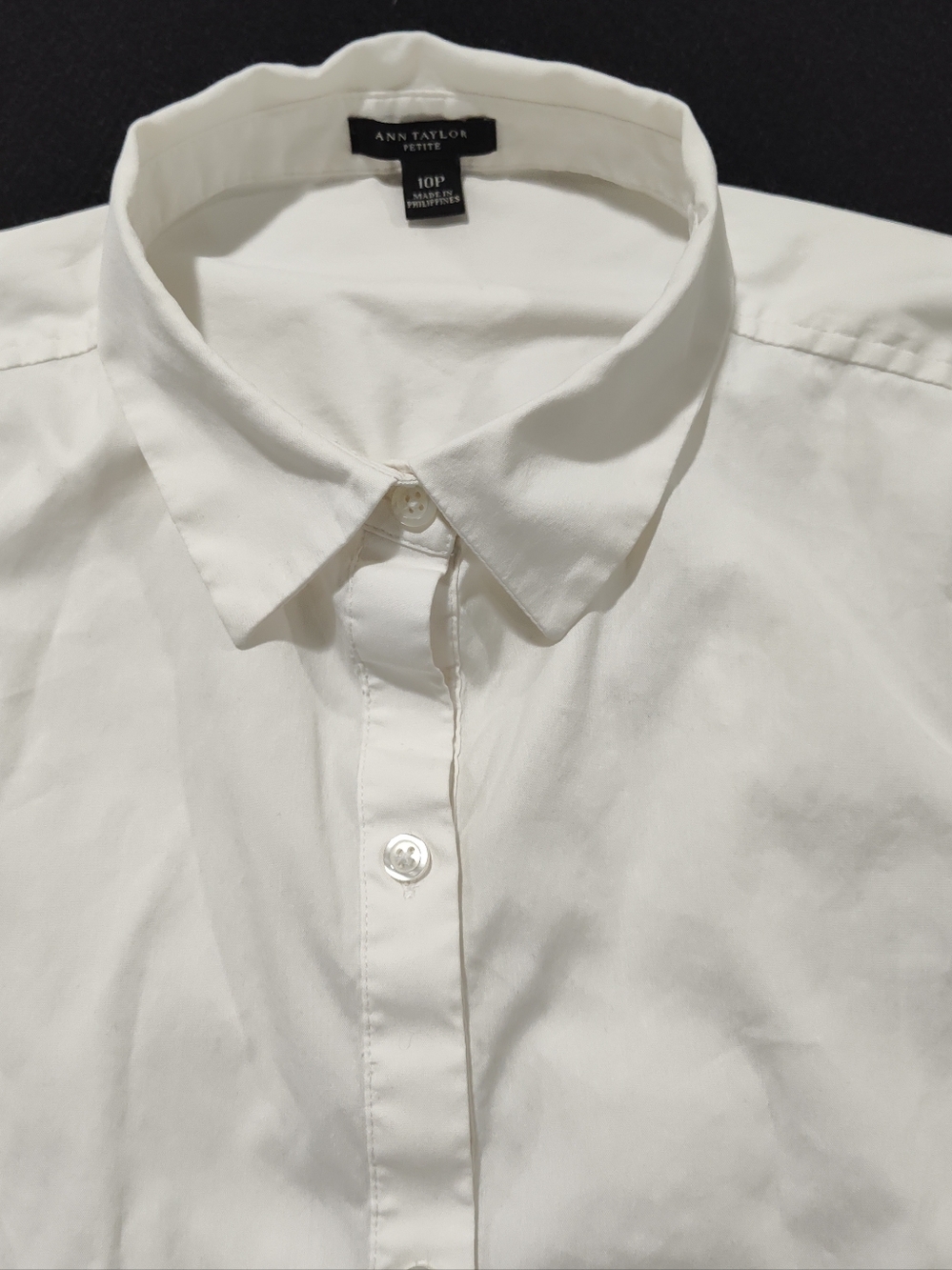 Ann Taylor Petite Women's 10p Collared Button Down 3/4 Sleeve Dress Shirt, White - Picture 2 of 7